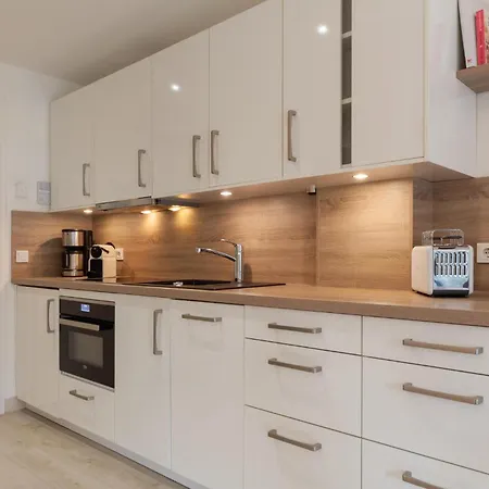 Baltic Daire *